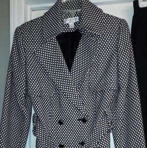 Lena Gabrielle brand women's lined blazer/jacket with belt size 4